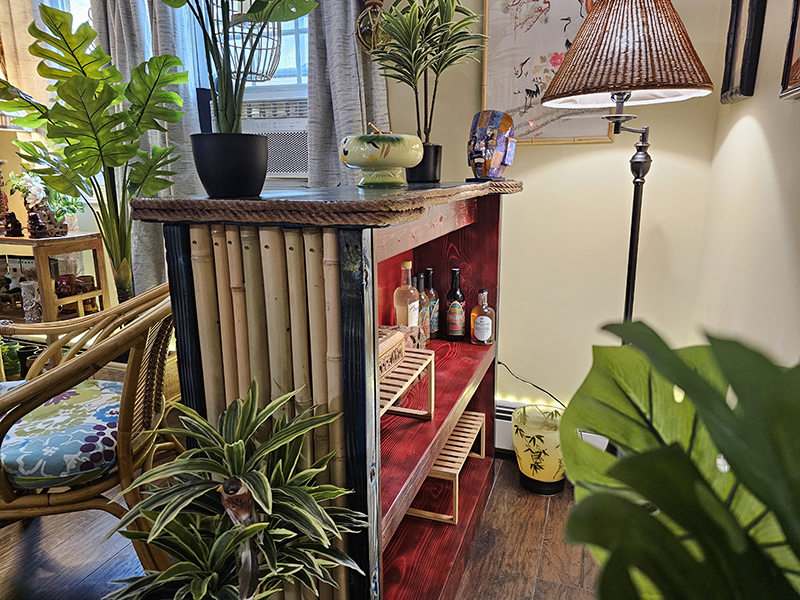 Side view of finished Tiki Bar