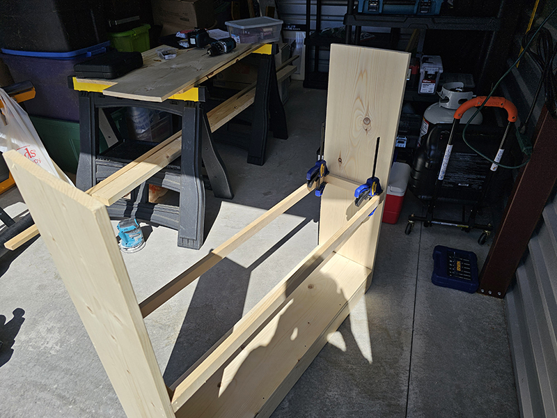 Bar middle shelf framing
